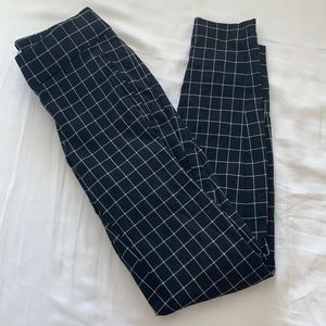 Black and White Skinny Leg Work Pants NWOT